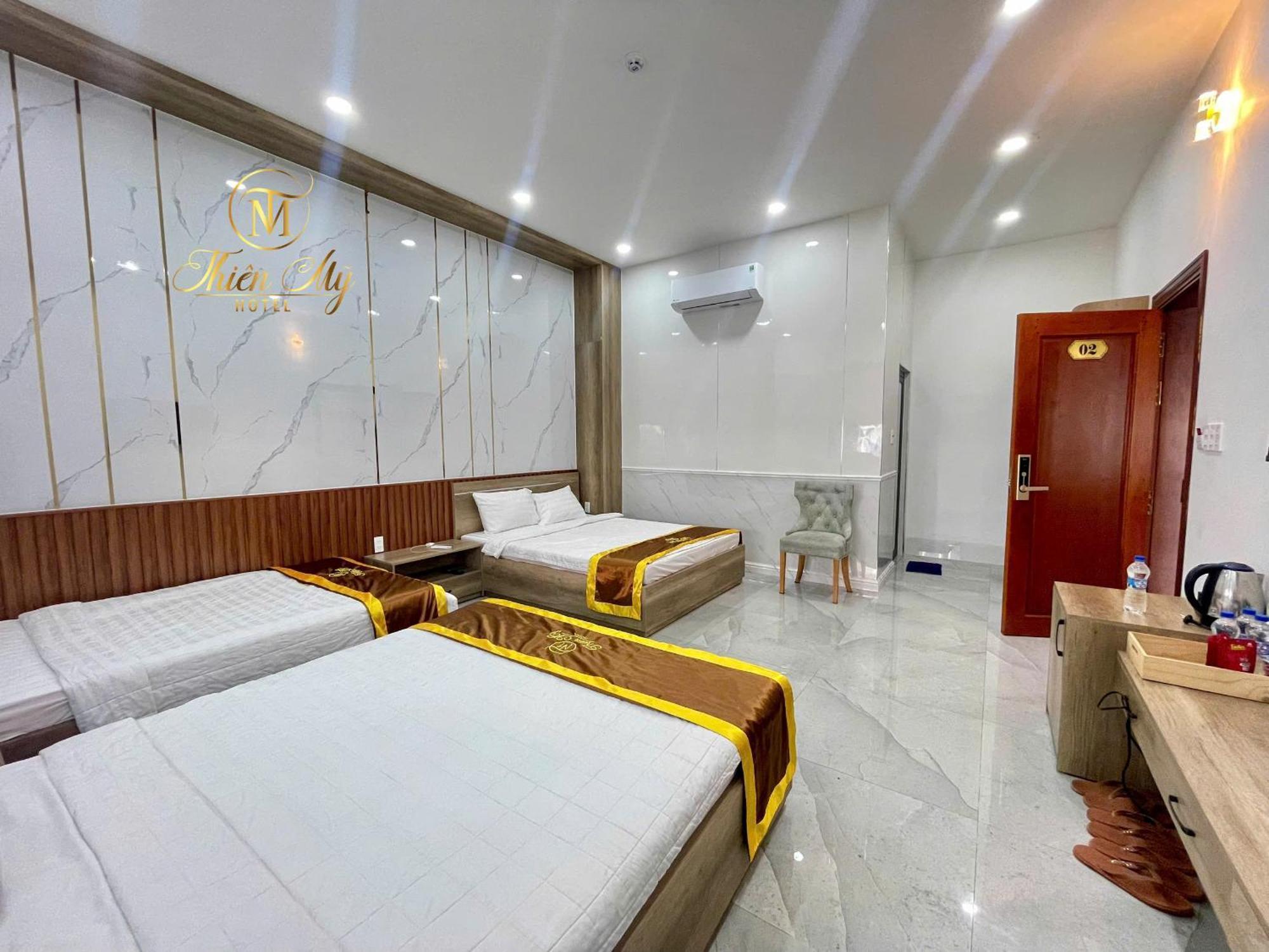 Hotel Khách Sạn Thiên Mỹ à Rach Gia Extérieur photo