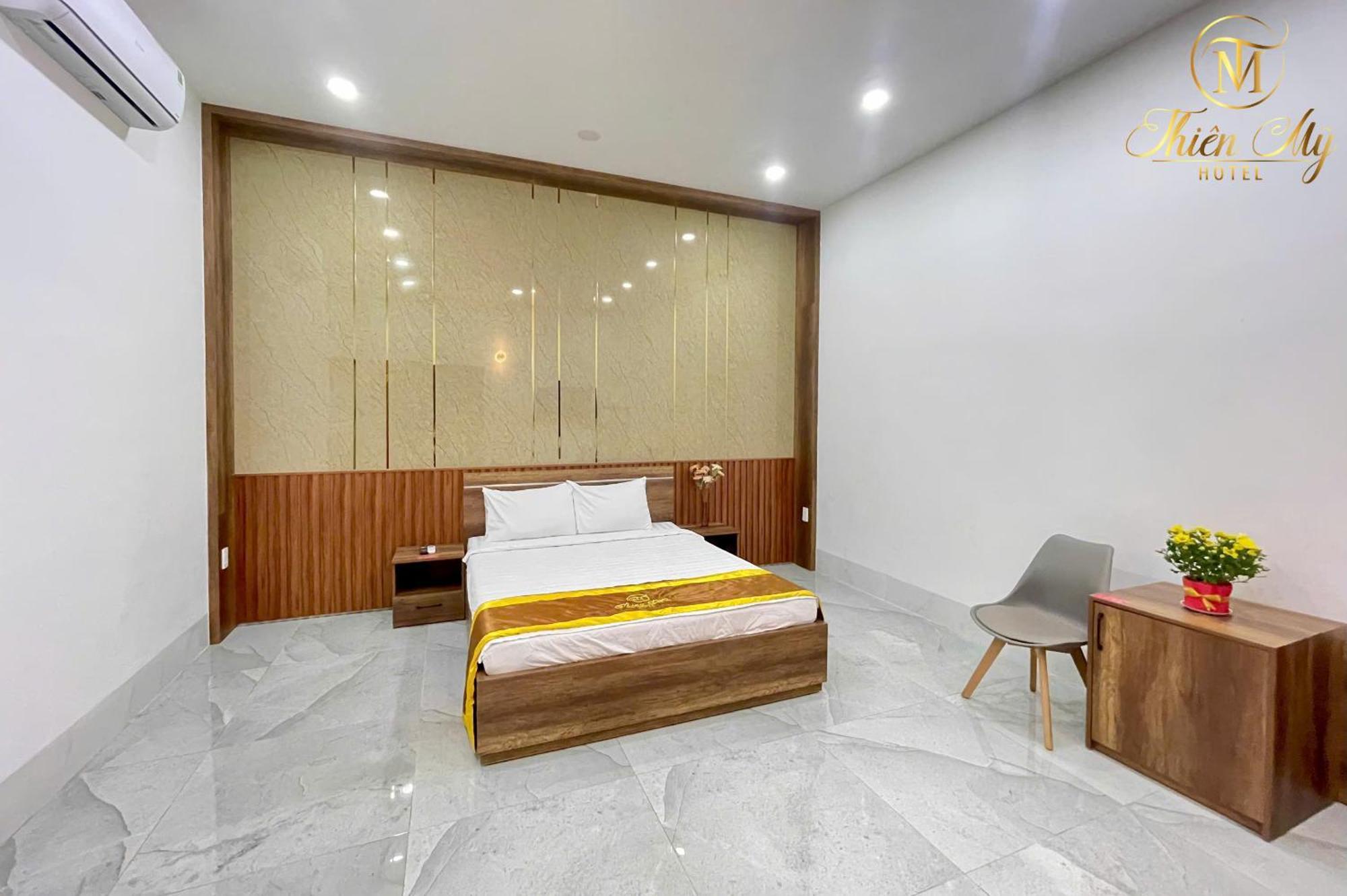 Hotel Khách Sạn Thiên Mỹ à Rach Gia Extérieur photo